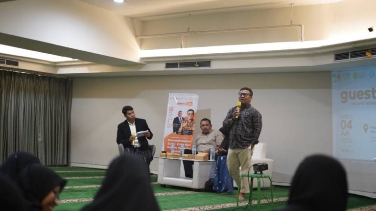 VIRAL Bisa Berujung Penjara! Jempol Jadi Senjata Paling Berbahaya, FDK IIM Surakarta dan LBH Resmikan KAJISAH untuk Bongkar Bahaya Jejak Digital